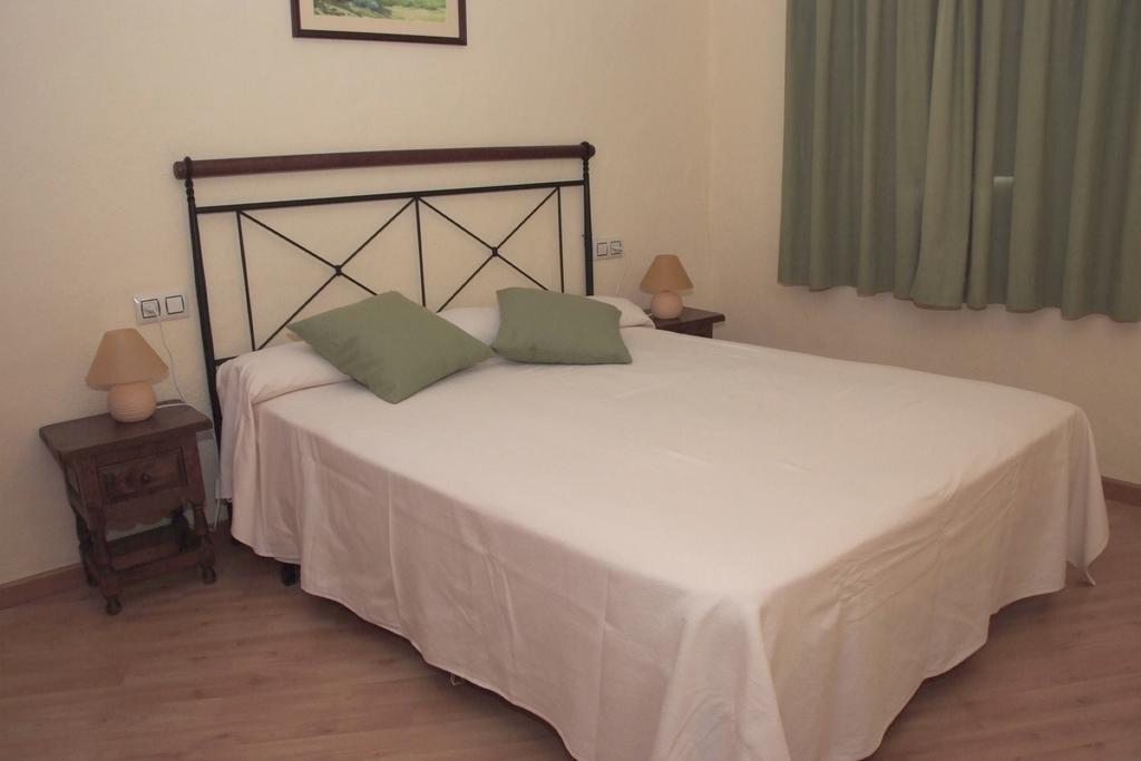 Apartamentos Cal Ratero Maçanet de Cabrenys Δωμάτιο φωτογραφία