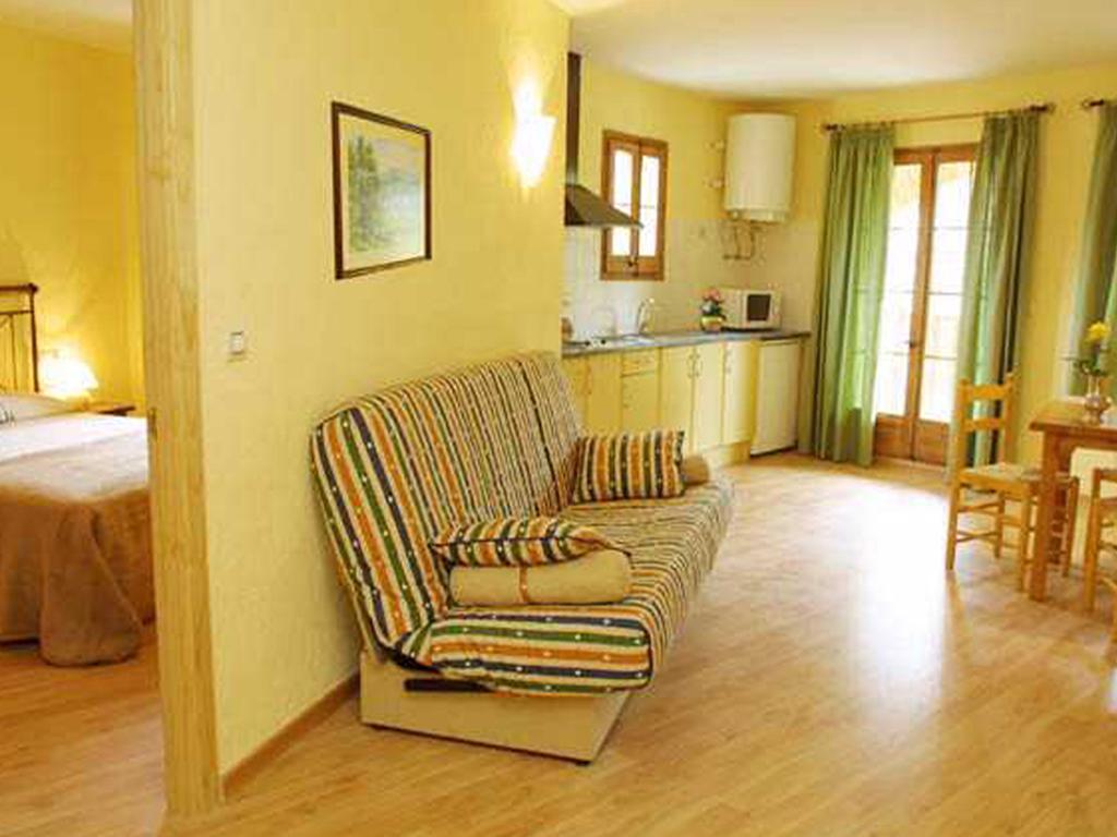 Apartamentos Cal Ratero Maçanet de Cabrenys Δωμάτιο φωτογραφία