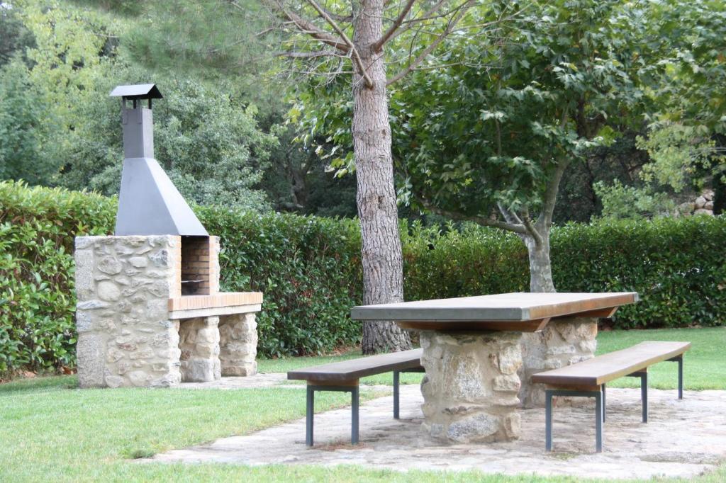 Apartamentos Cal Ratero Maçanet de Cabrenys Εξωτερικό φωτογραφία